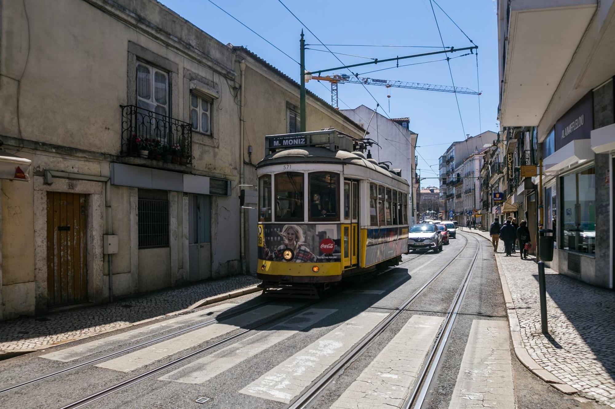 Happy Stay Lisbon - Suite With A View, Private Terrace & Ac ภายนอก รูปภาพ