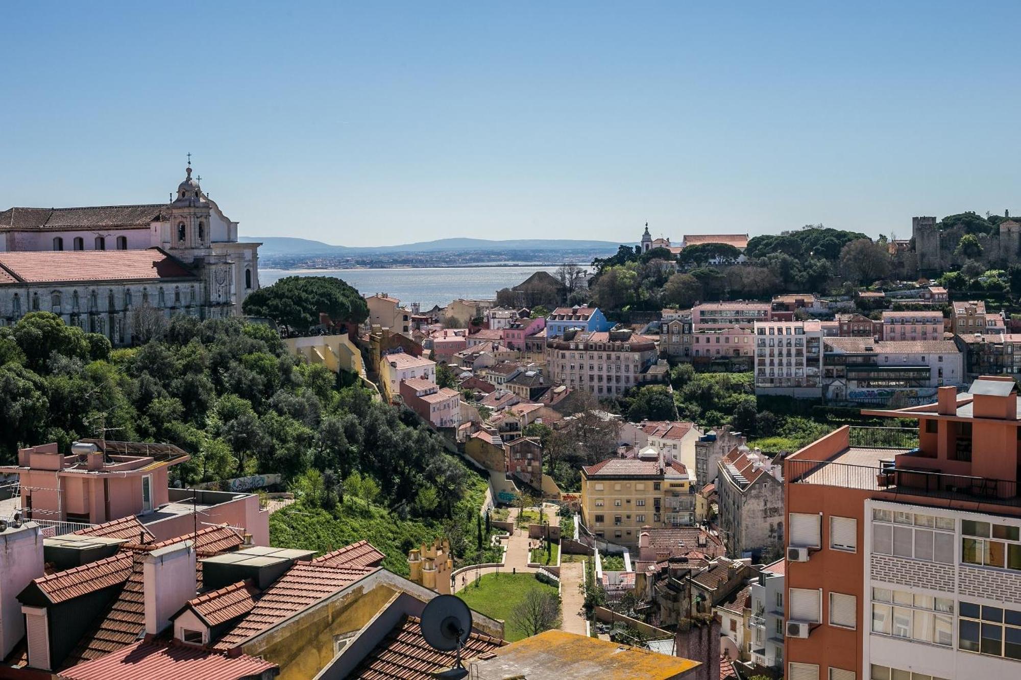 Happy Stay Lisbon - Suite With A View, Private Terrace & Ac ภายนอก รูปภาพ
